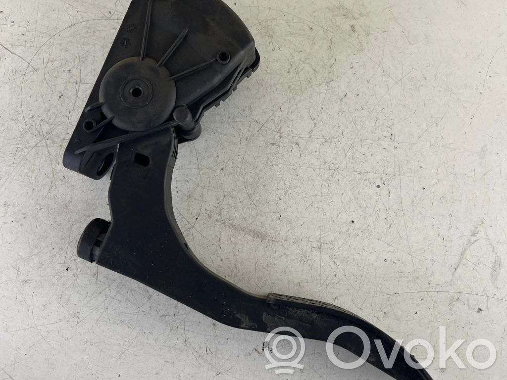 Audi A6 S6 C6 4F Accelerator throttle pedal 