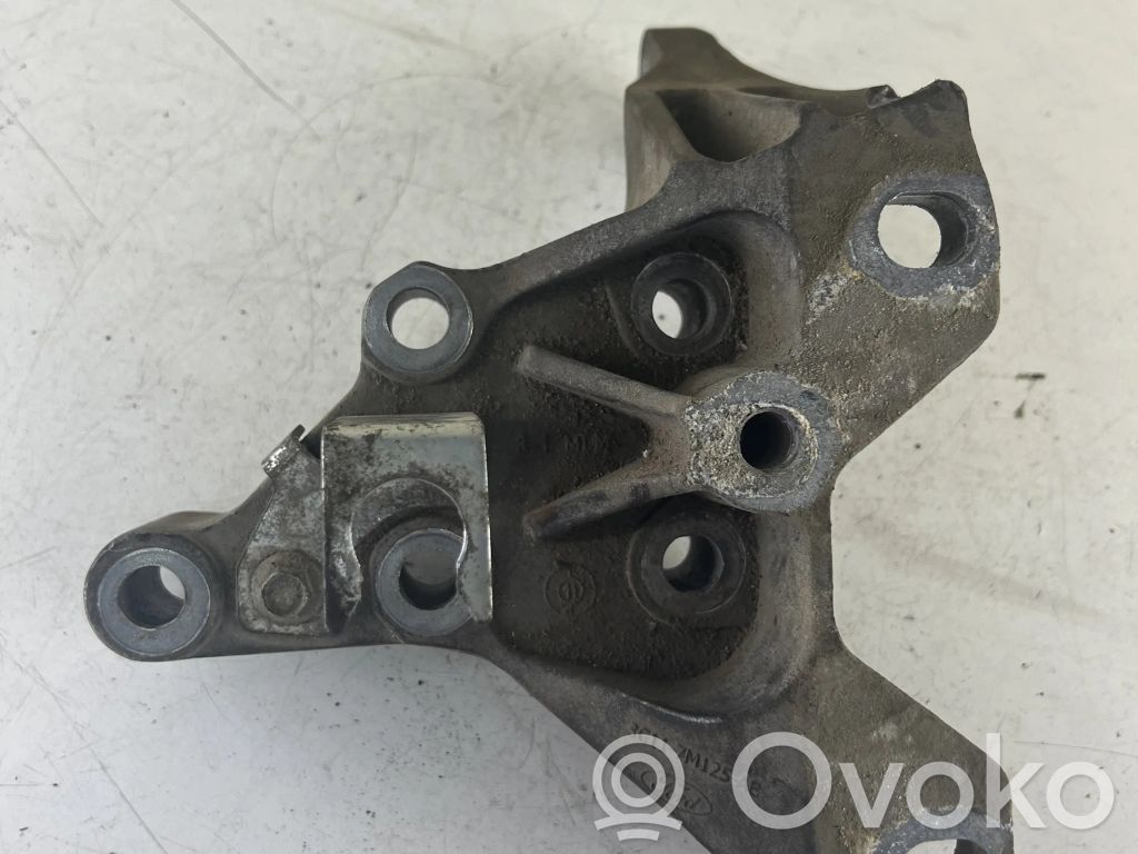 Ford Transit Gearbox mounting bracket 