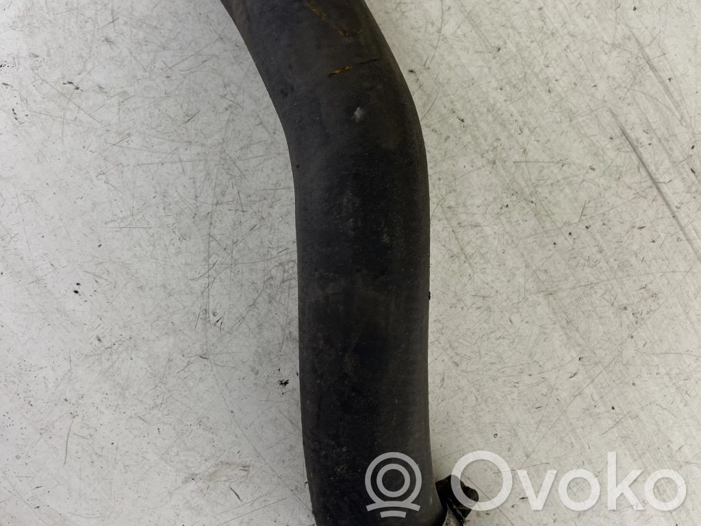 Engine coolant pipe/hose