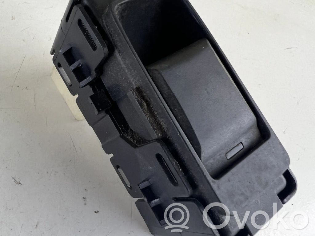 Jeep Patriot Electric window control switch 