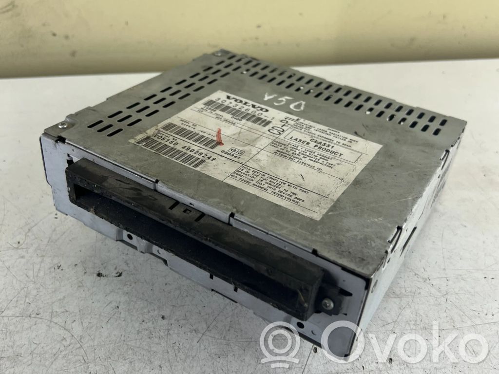 Volvo V50 Radio / CD/DVD atskaņotājs / navigācija 