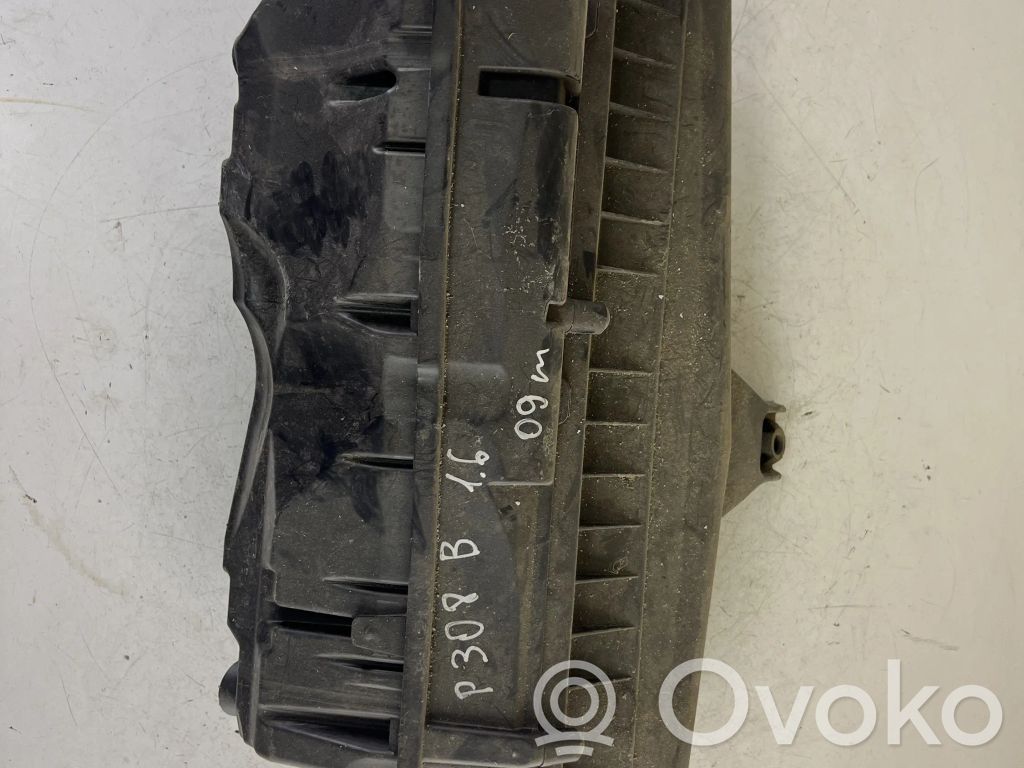 Peugeot 308 Air filter box 