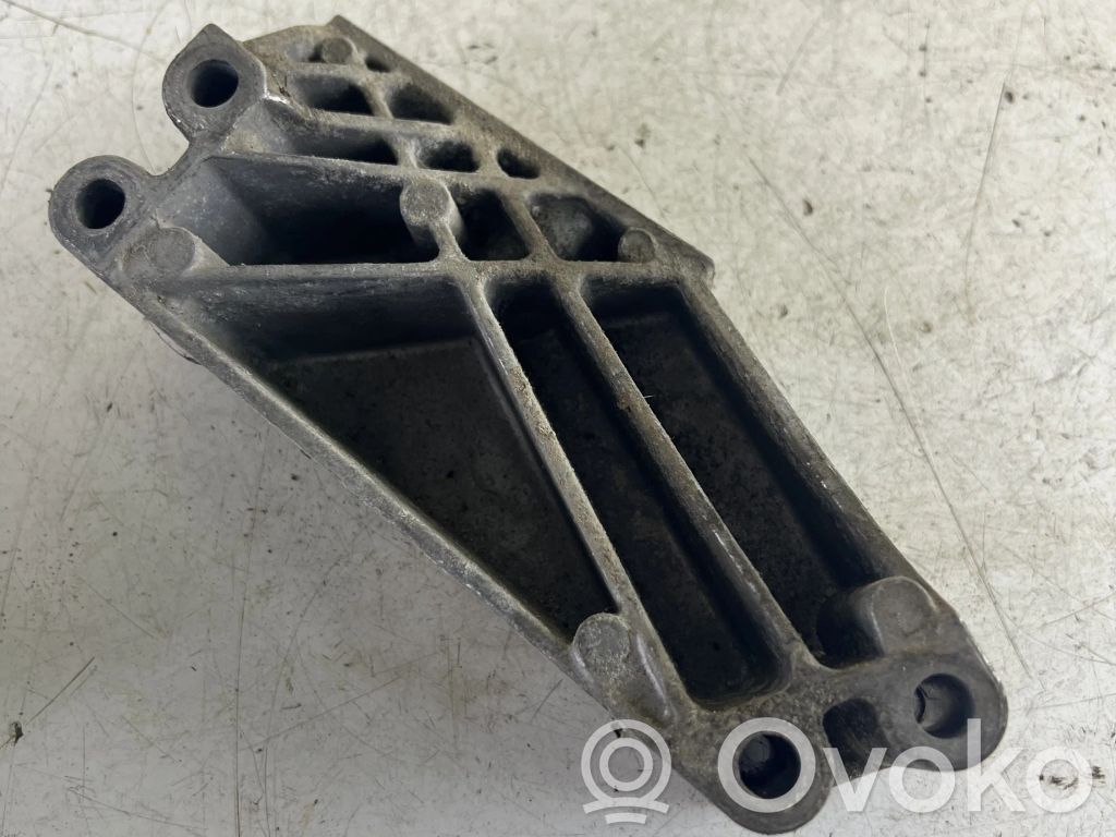 Mitsubishi Colt other engine part 
