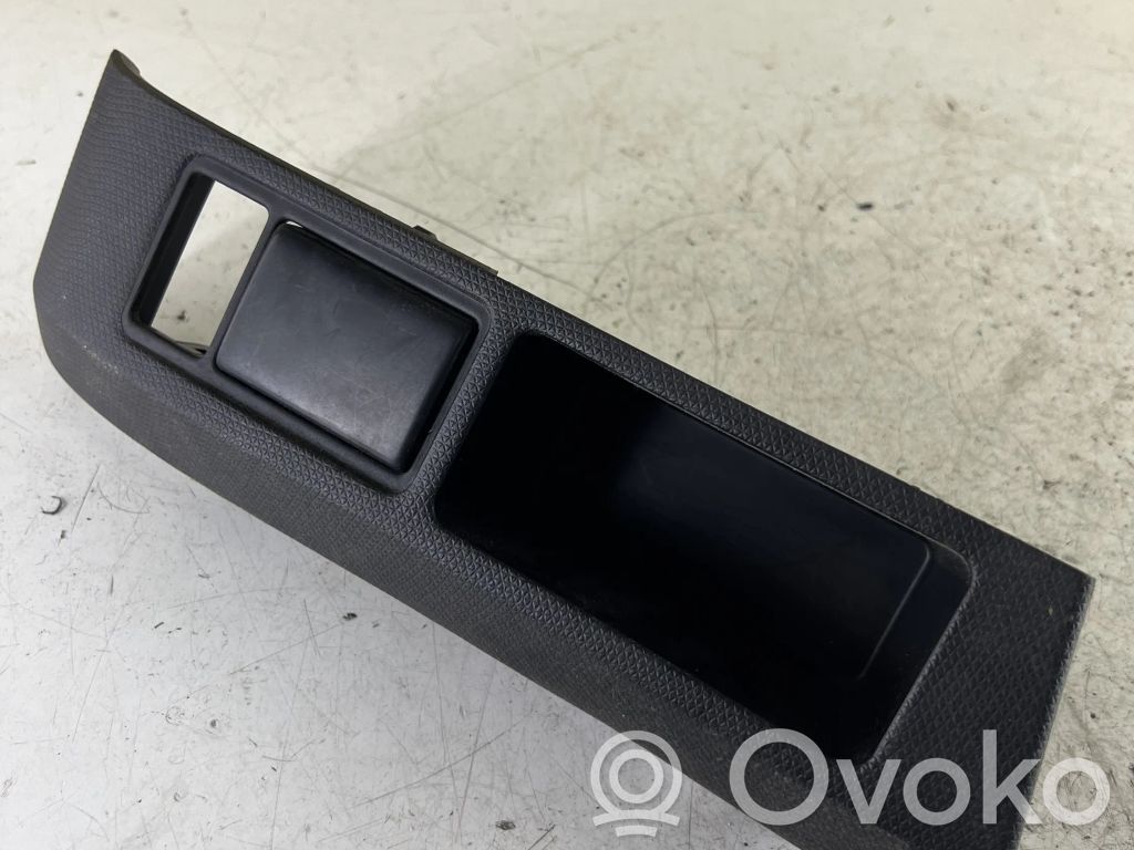 Nissan Micra Dashboard storage box/compartment 