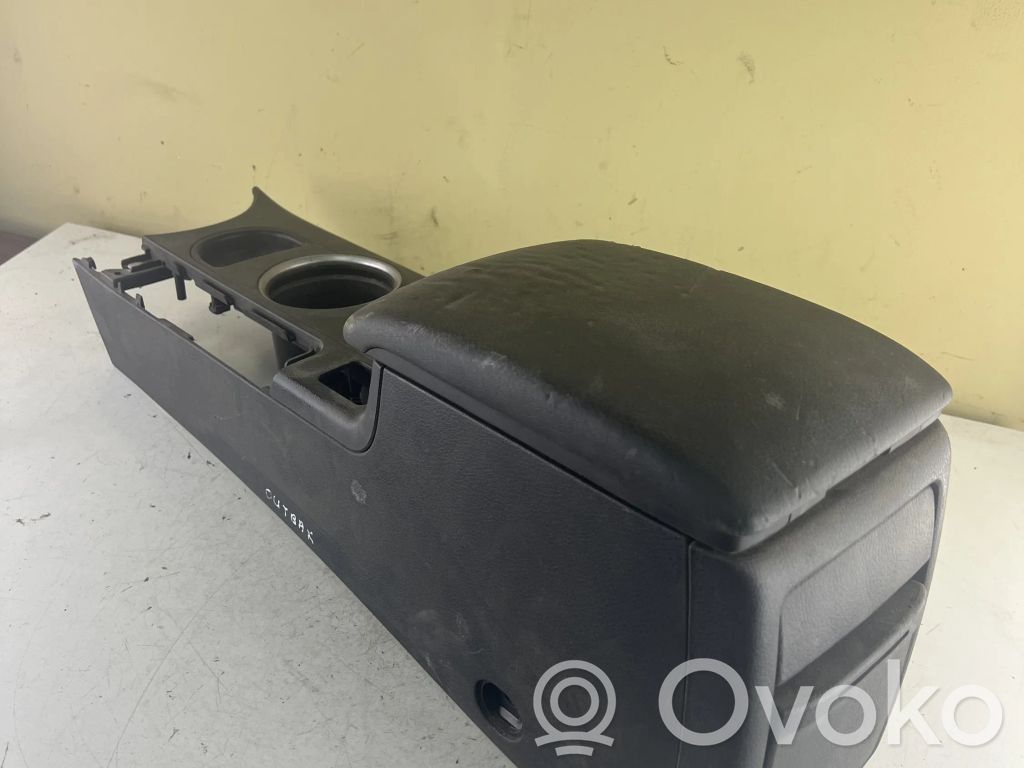 Subaru Outback Reposabrazos 