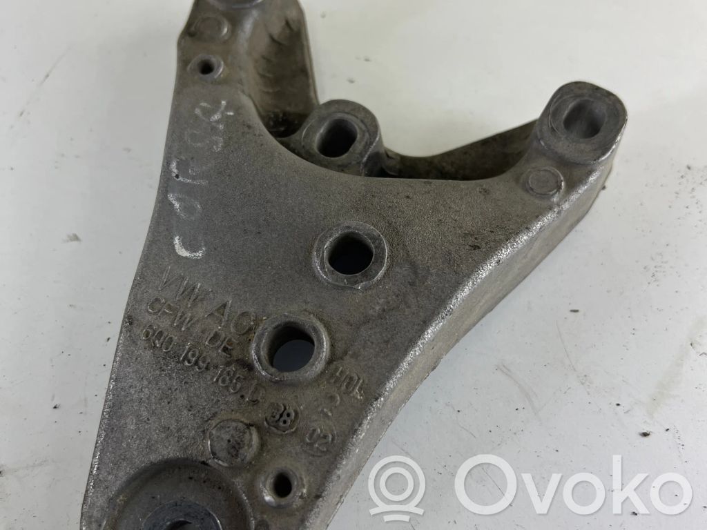 Volkswagen Polo IV 9N3 Engine mounting bracket 