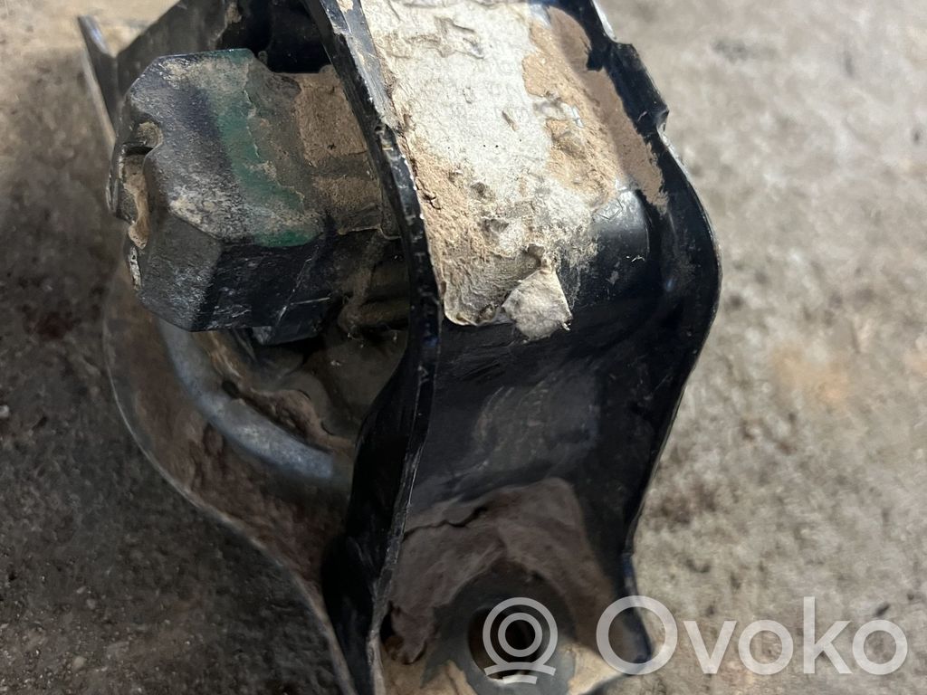 Renault Scenic II -  Grand scenic II Engine mount bracket 
