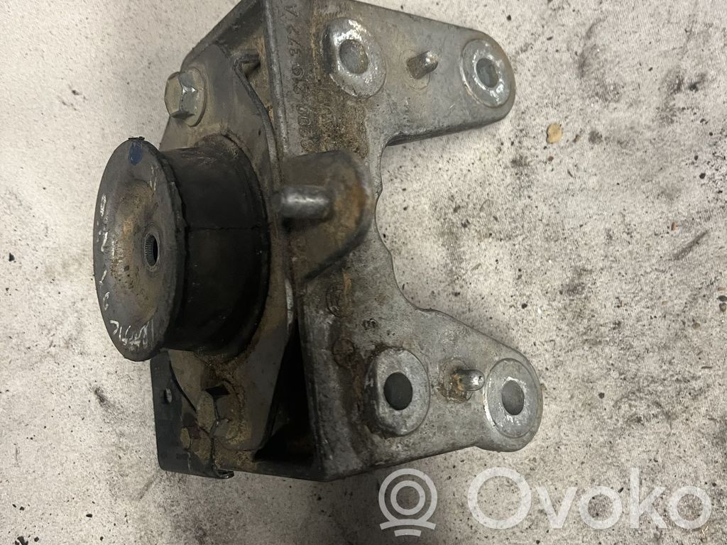 Renault Trafic II (X83) Gearbox mounting bracket 