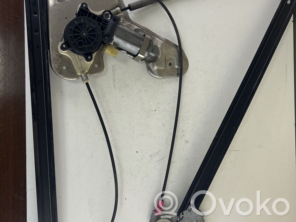 Land Rover Range Rover L322 Regulador de puerta delantera con motor 