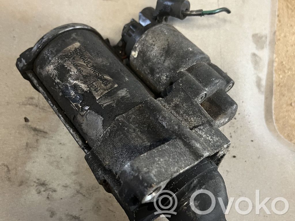 Nissan Qashqai Стартер 