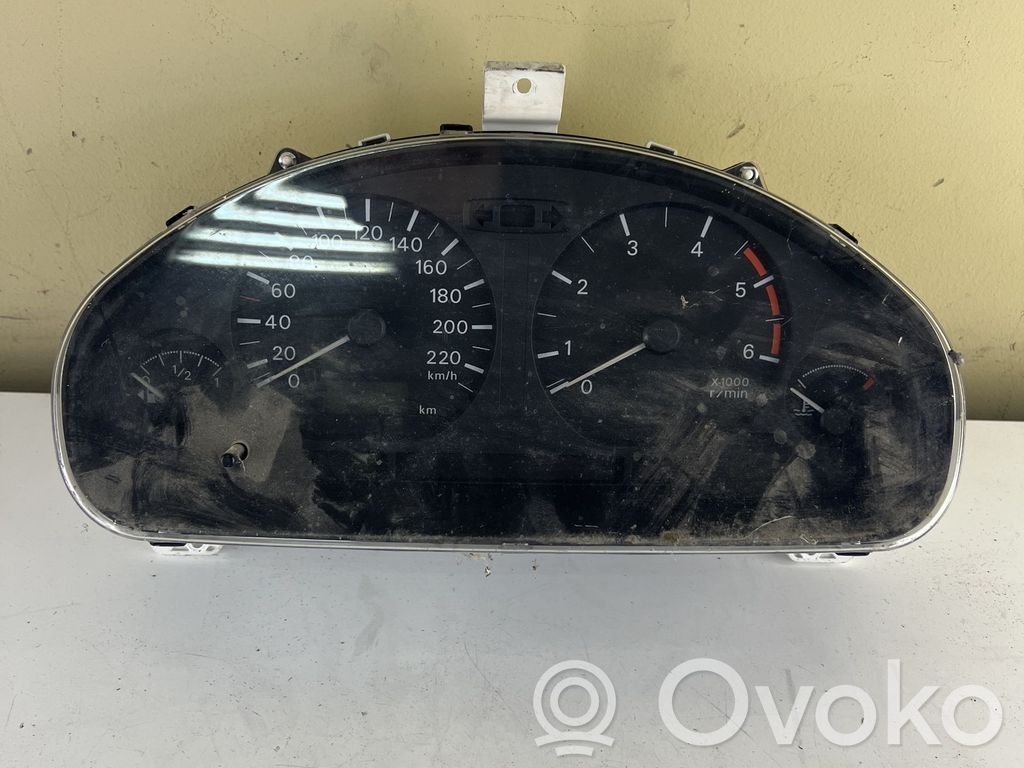 Mitsubishi Space Star Geschwindigkeitsmesser Cockpit 