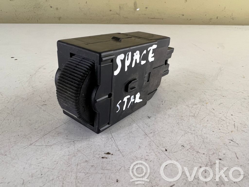 Mitsubishi Space Star Headlight level height control switch 
