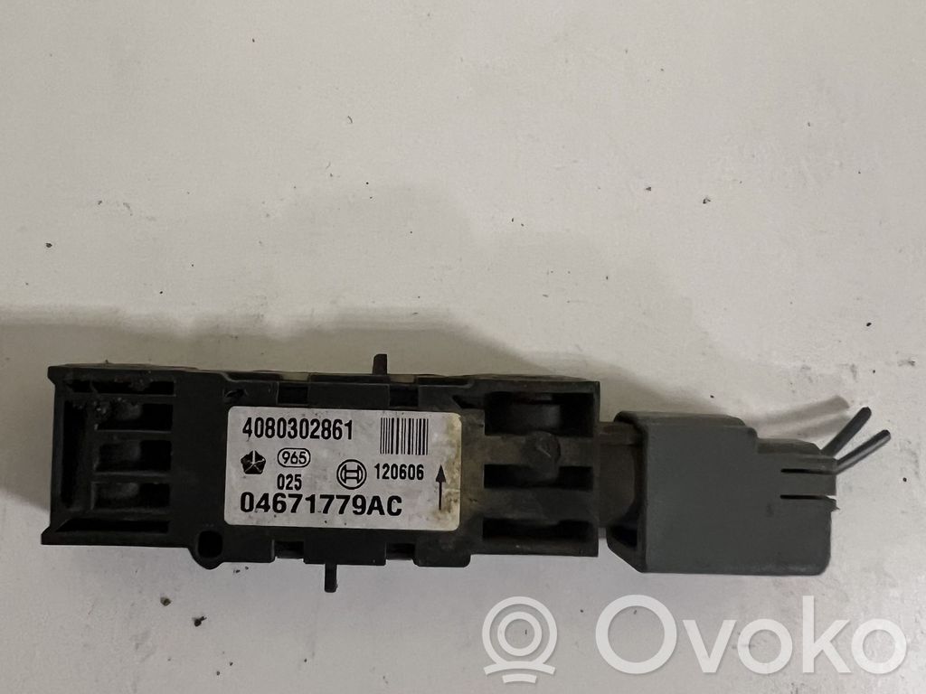 Jeep Grand Cherokee (WK) Airbag deployment crash/impact sensor 