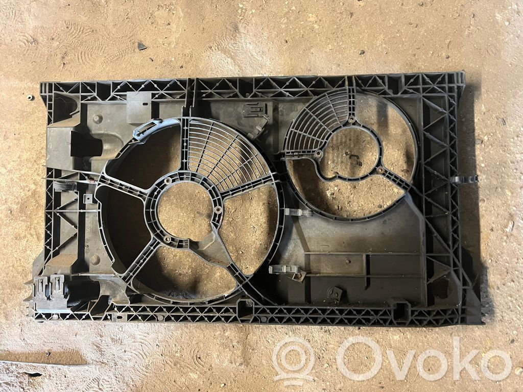 Renault Master II Suport ventilator radiator 
