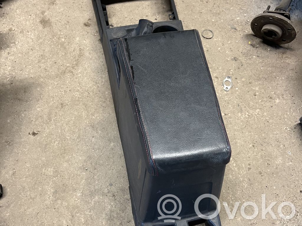 Dodge Nitro Armrest 