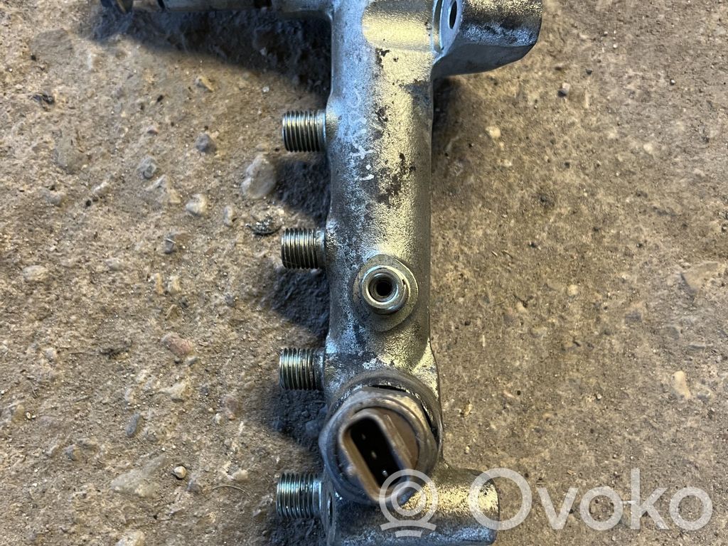 Opel Meriva A Listwa wtryskowa 