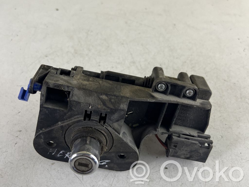 Opel Meriva A Tailgate exterior lock 