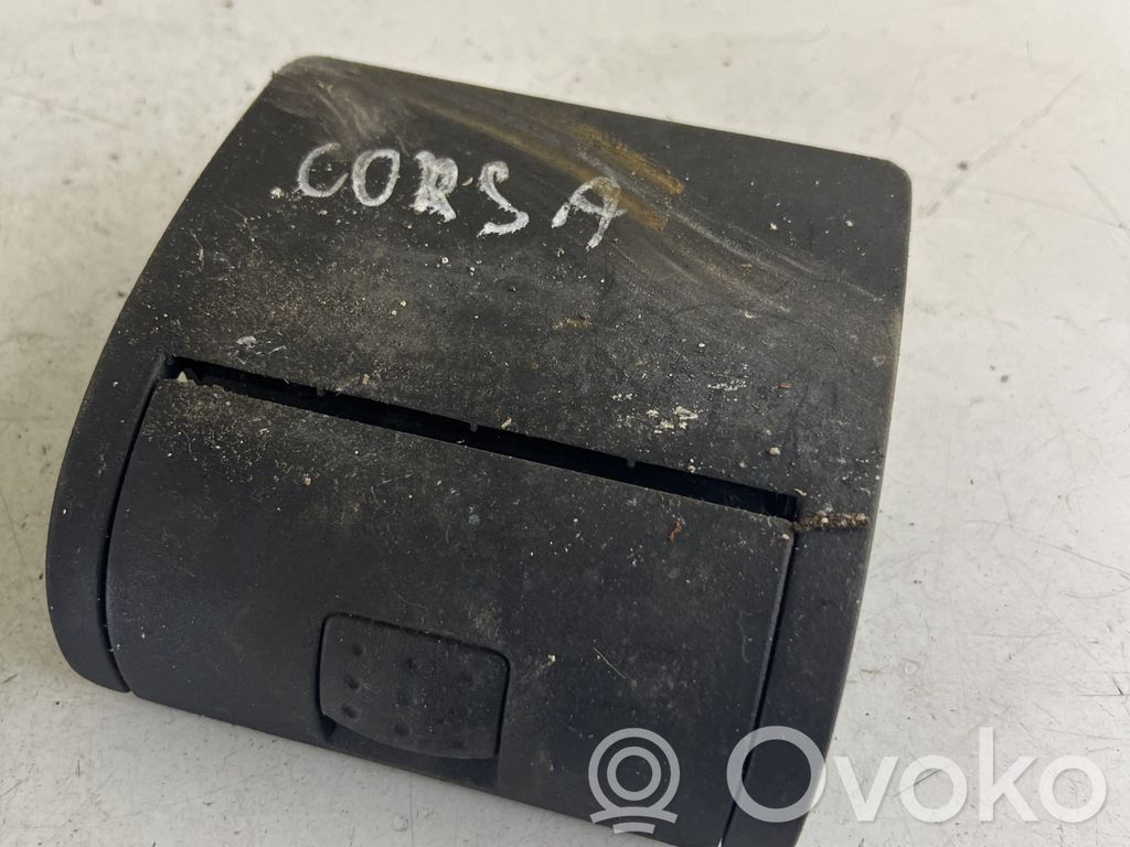 Opel Corsa C Ashtray (front) 