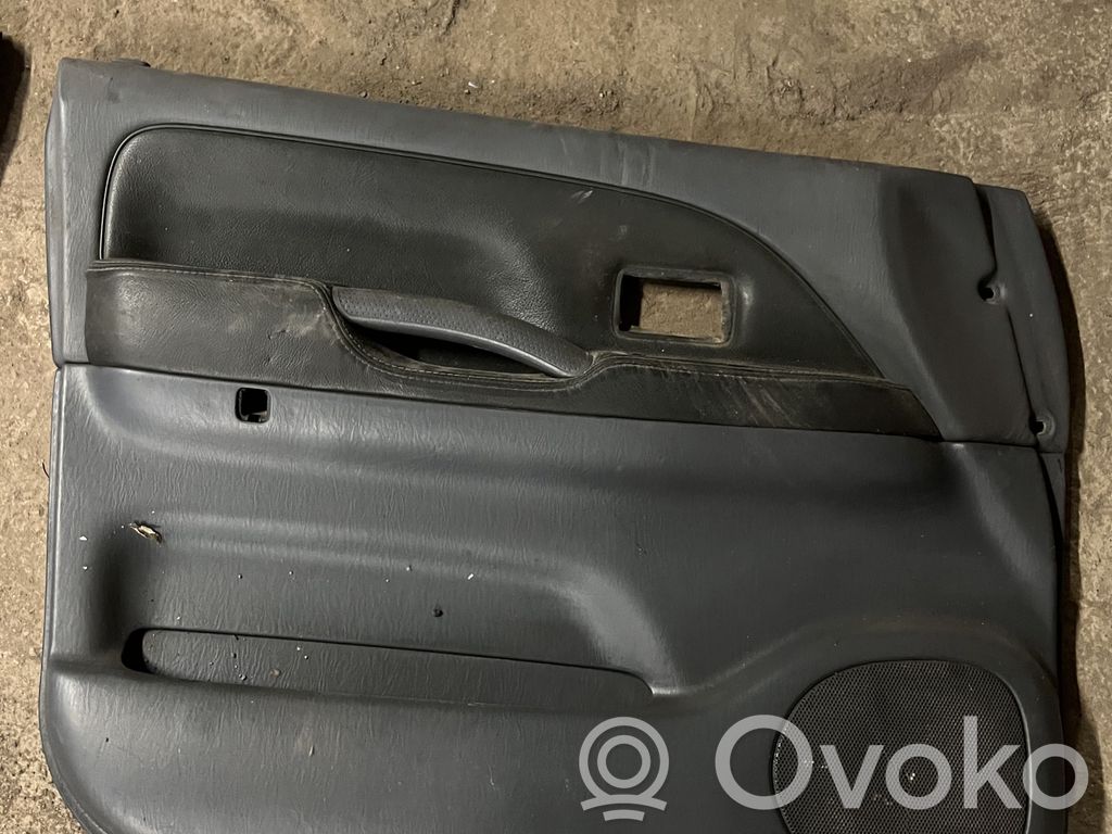 Toyota Land Cruiser (HDJ90) Boczki / Poszycie drzwi przednich 