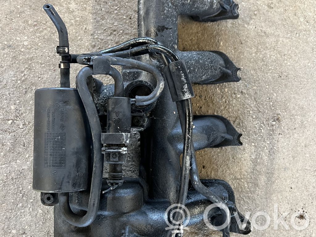 Renault Laguna II Kolektorius įsiurbimo 