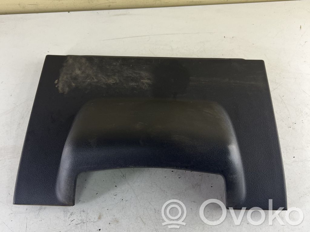 Element deski rozdzielczej / dół   1AV76TRMAB,71011300425D