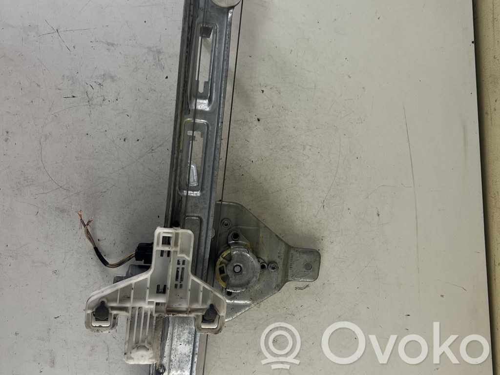 Jeep Compass Takaoven ikkunan nostin moottorilla 