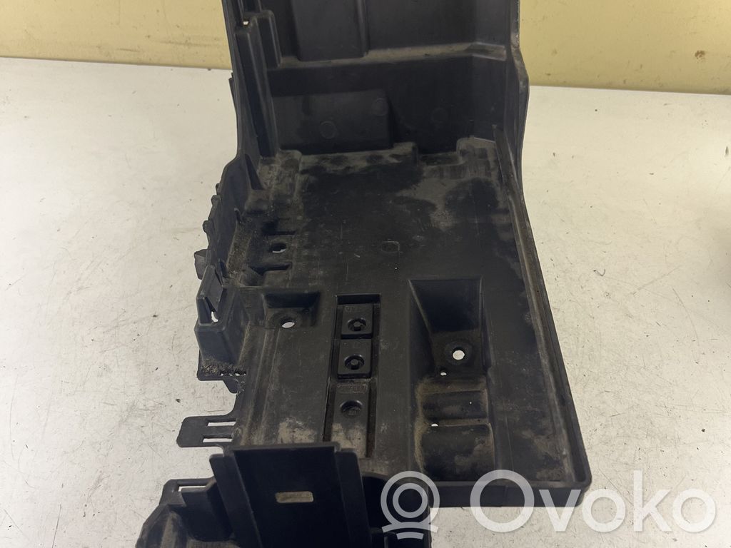 Opel Signum Akumuliatoriaus tvirtinimo padas 