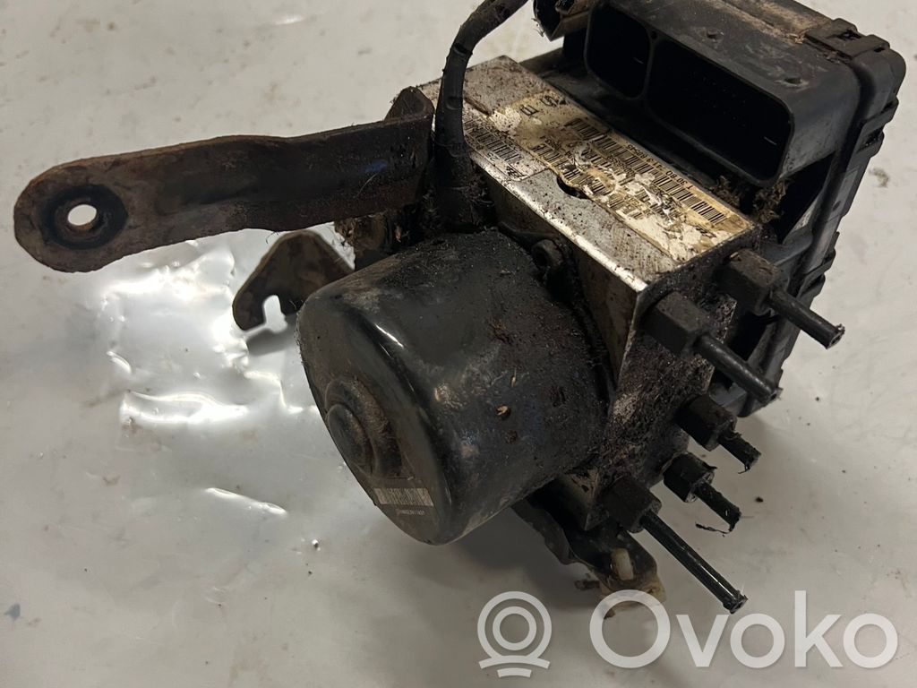 Jeep Cherokee III KJ ABS Blokas 
