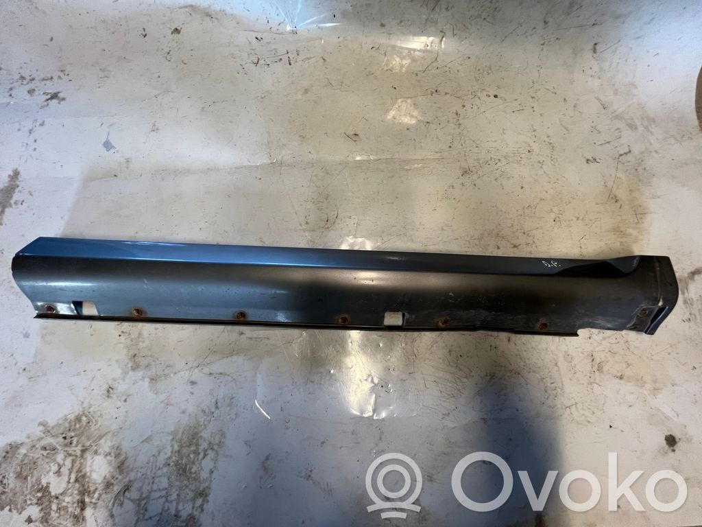 KIA Sorento Sill 