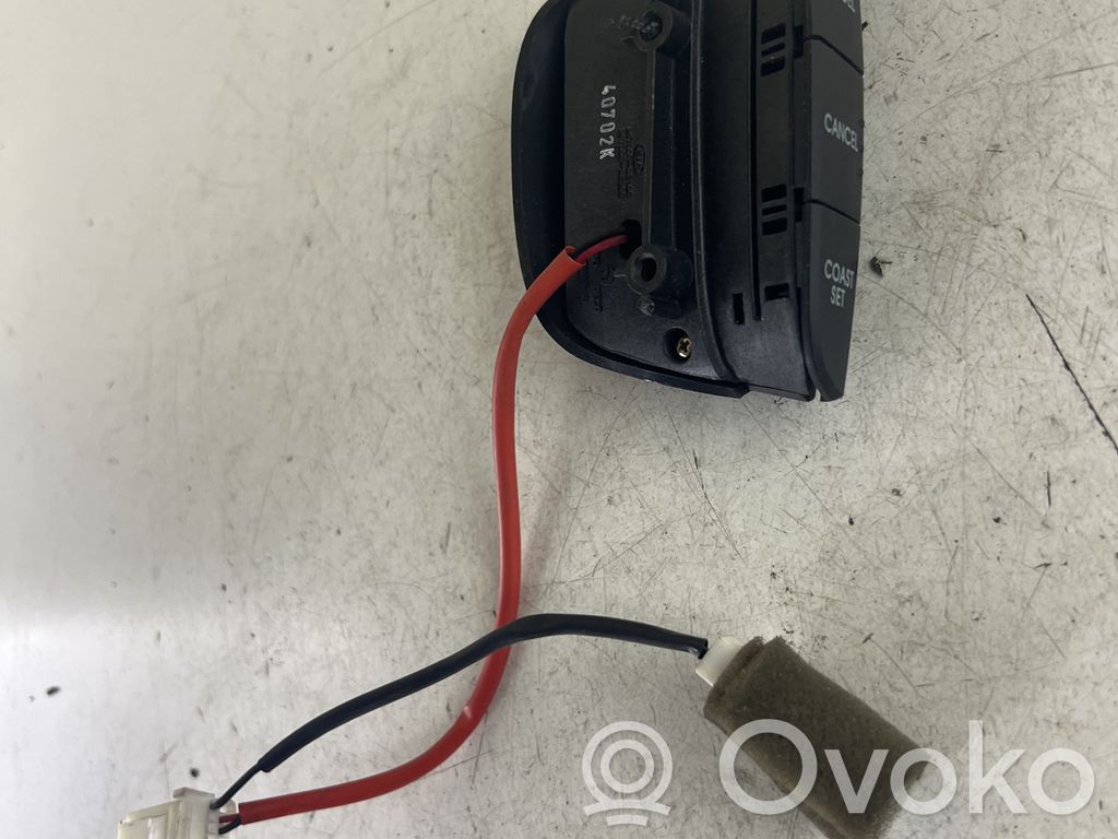 KIA Sorento Interruptores/botones de la columna de dirección 