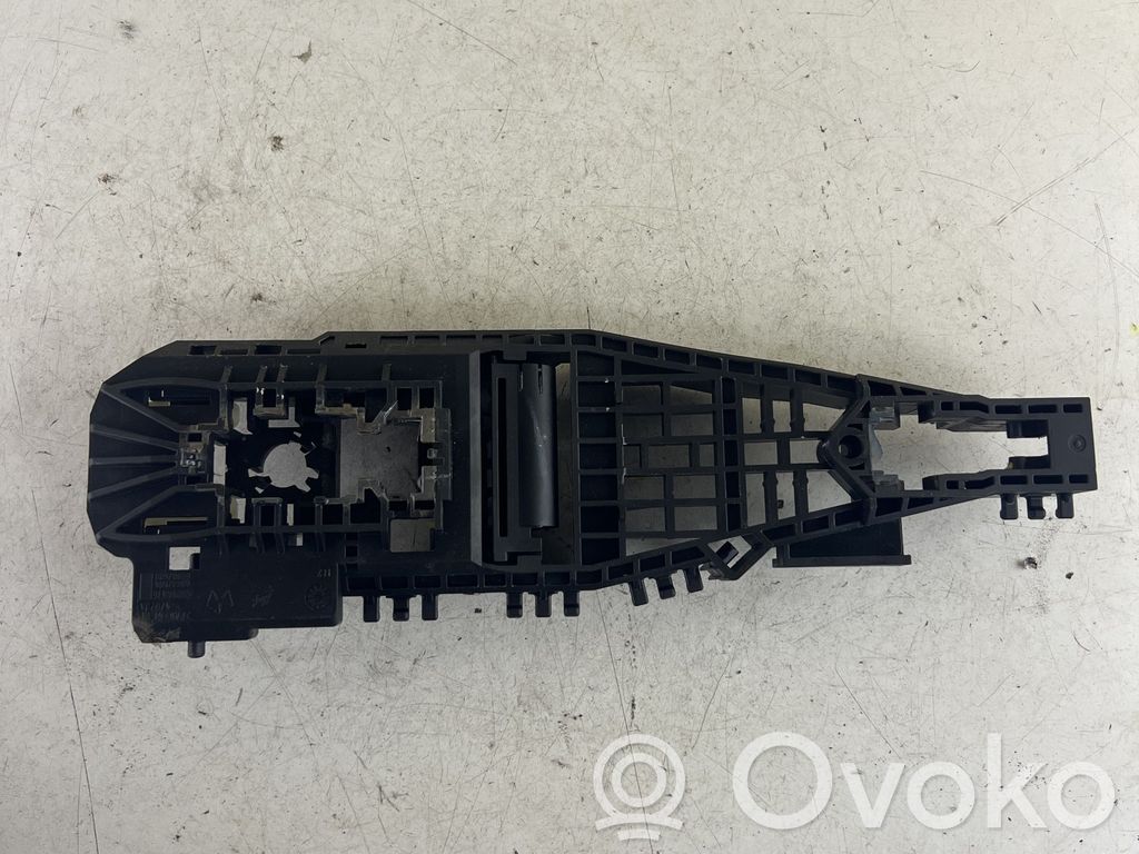 Jeep Cherokee KL Klamka/wspornik zewnętrzny drzwi przednich 