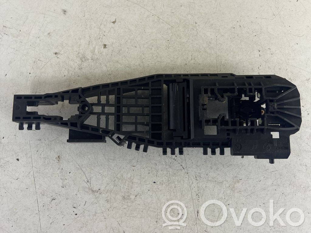 Jeep Cherokee KL Manecilla/asa externa de la puerta delantera 