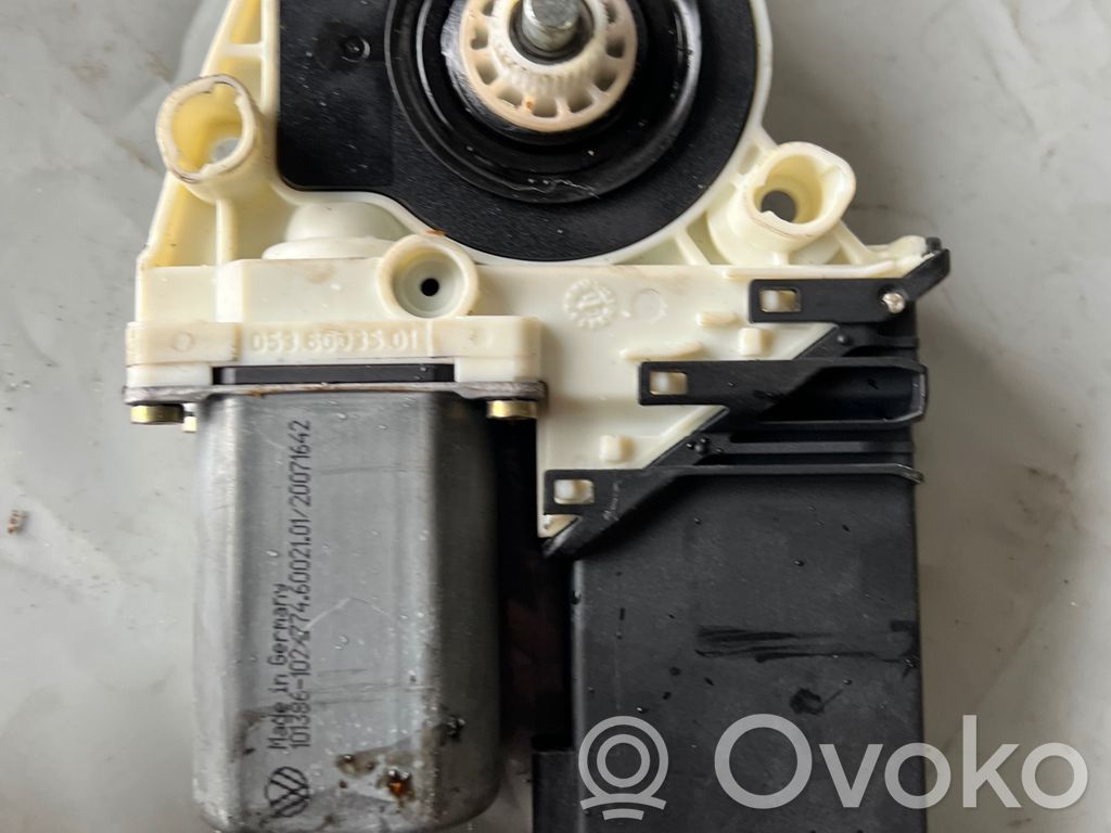 Volkswagen Golf IV Etuoven ikkunan nostomoottori 