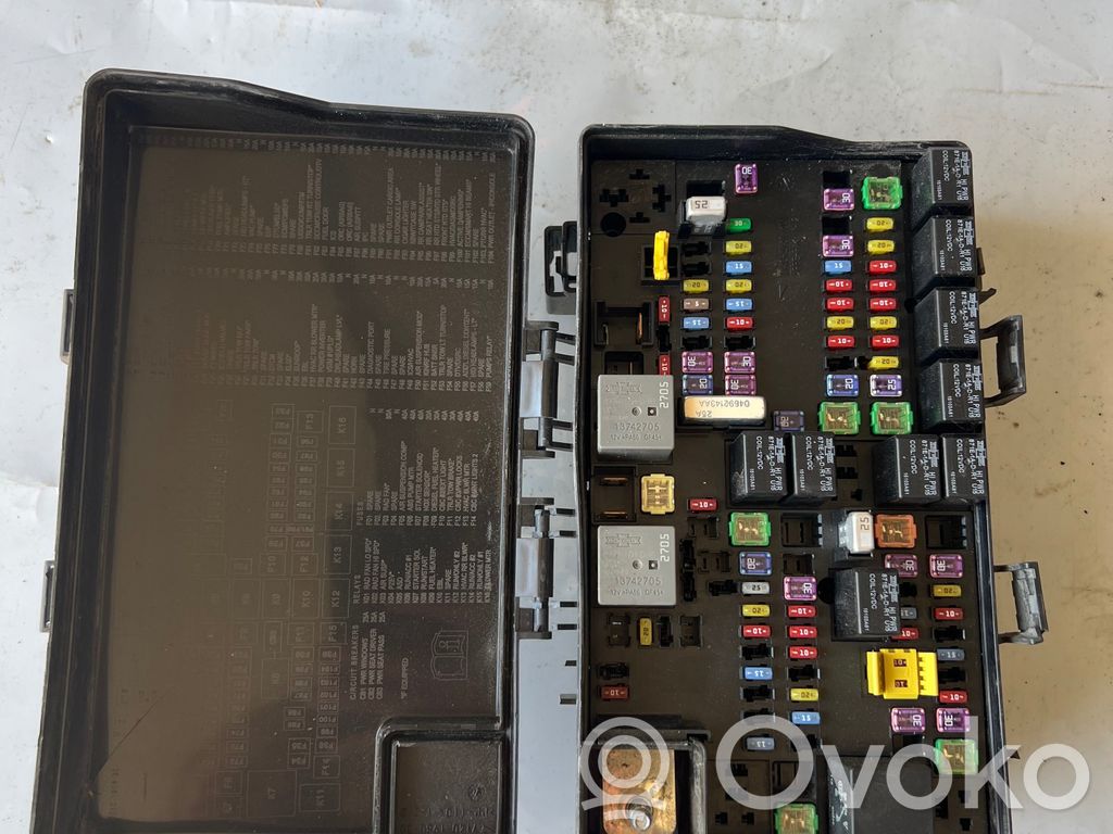 Dodge Durango III Fuse module 