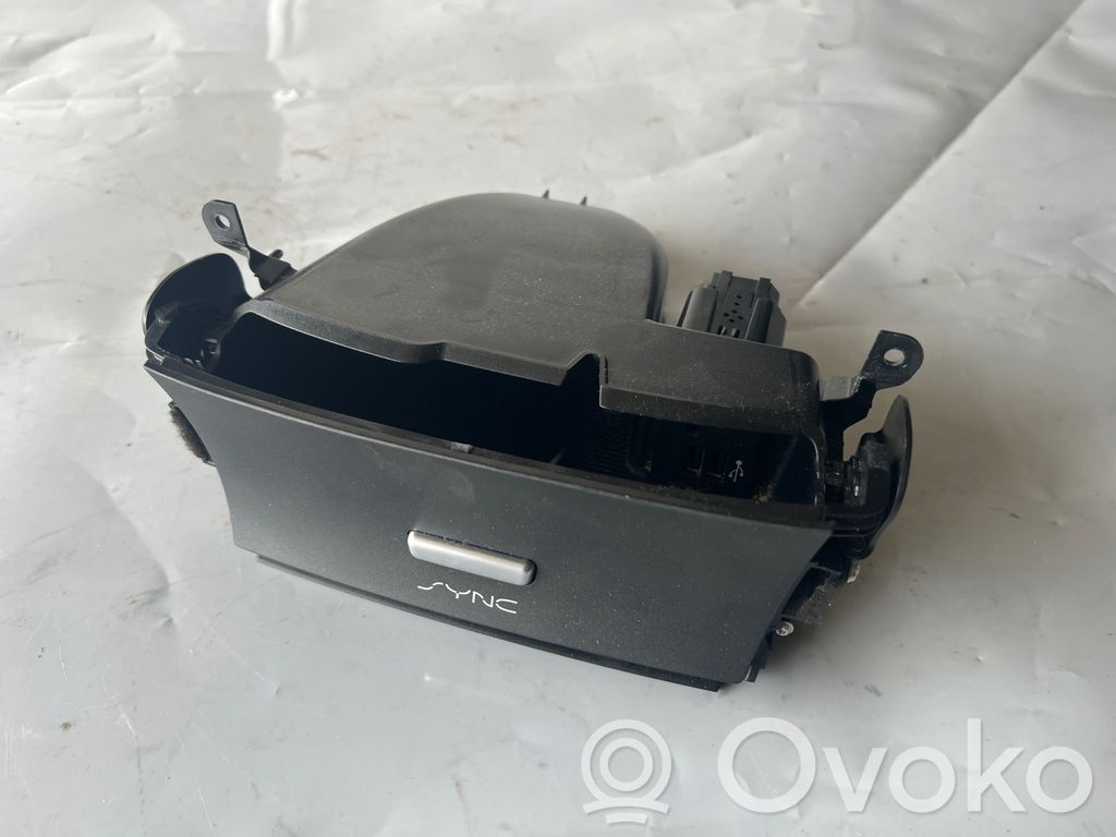 Dashboard storage box/compartment   A12965305,A12965311,FT4BR045P6