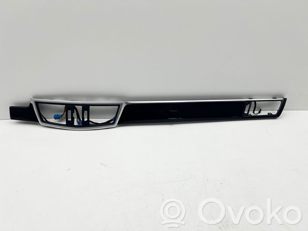 Mercedes-Benz E W212 Paneļa apdare 