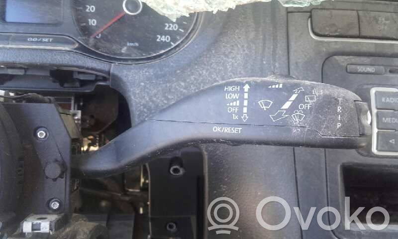 Volkswagen Polo V 6R Manetka / Przełącznik wycieraczek 