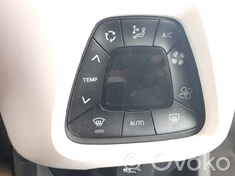 Panel klimatyzacji   5590YV010