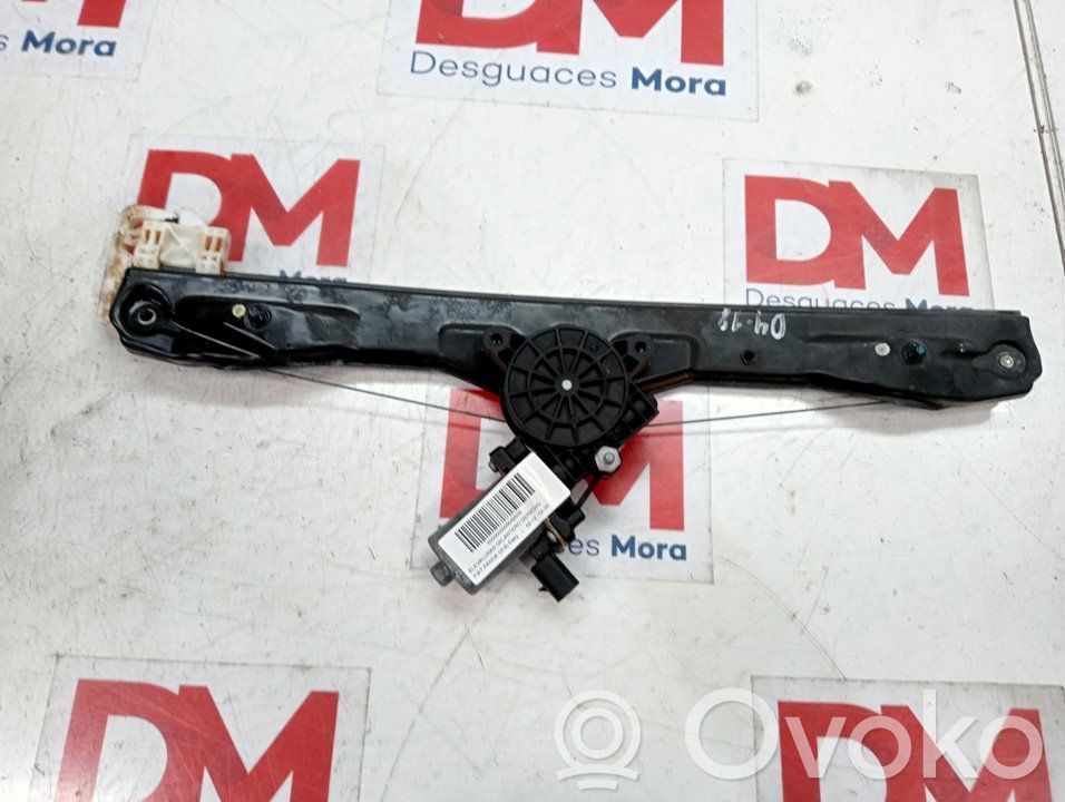 Regulador de ventanilla eléctrico de puerta delantera