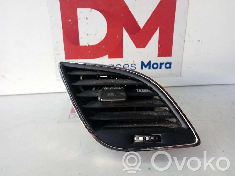 Moldura protectora de la rejilla de ventilación del panel