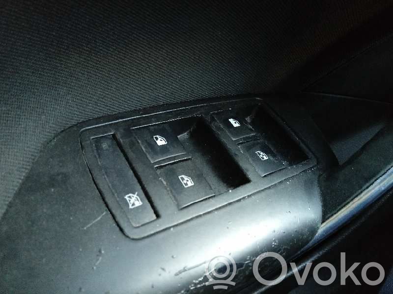 Opel Insignia A Interruttore di controllo dell’alzacristalli elettrico