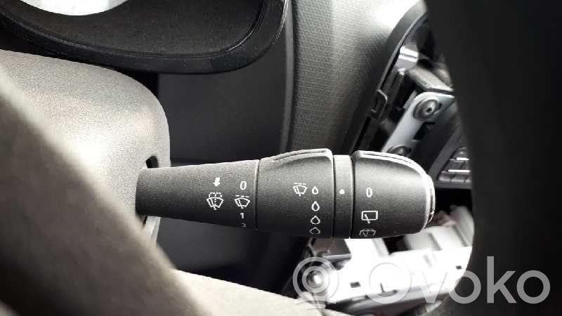 Renault Clio IV Palanca de control del limpiaparabrisas 