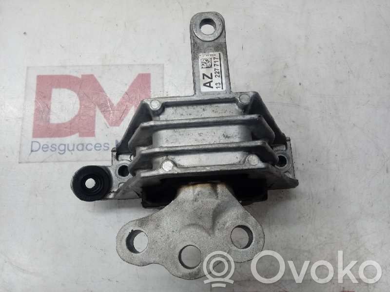Opel Insignia A Supporto di montaggio del motore 