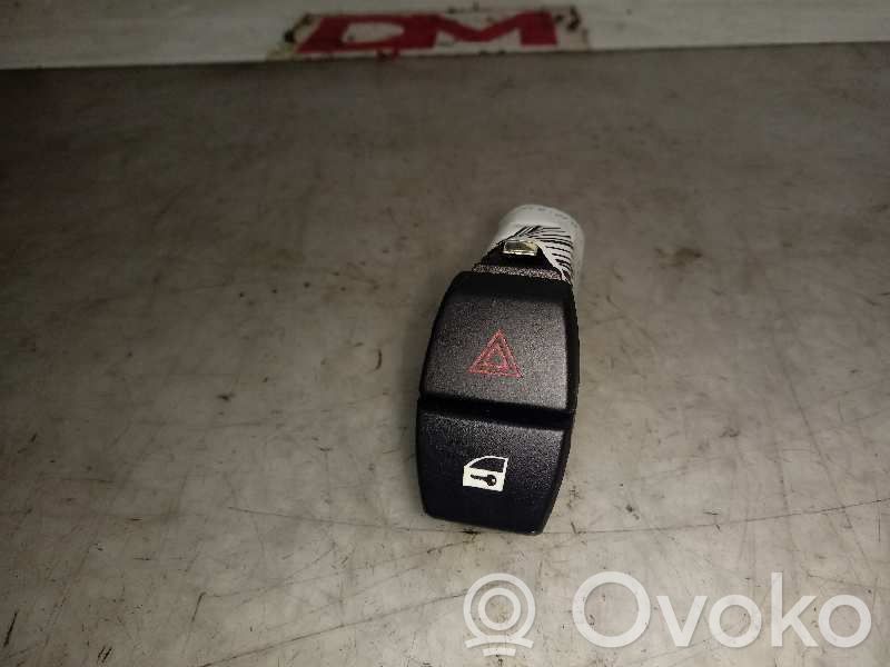 BMW X3 F25 Interruttore luci di emergenza 