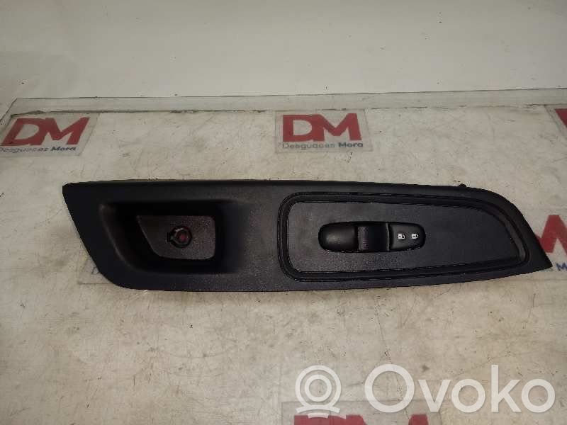 Nissan Micra C+C Comutator comandă geamuri electrice 
