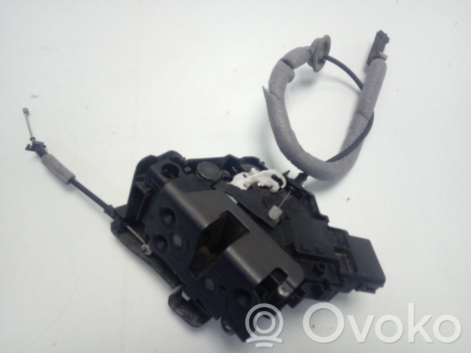 Volvo XC60 Front door lock 