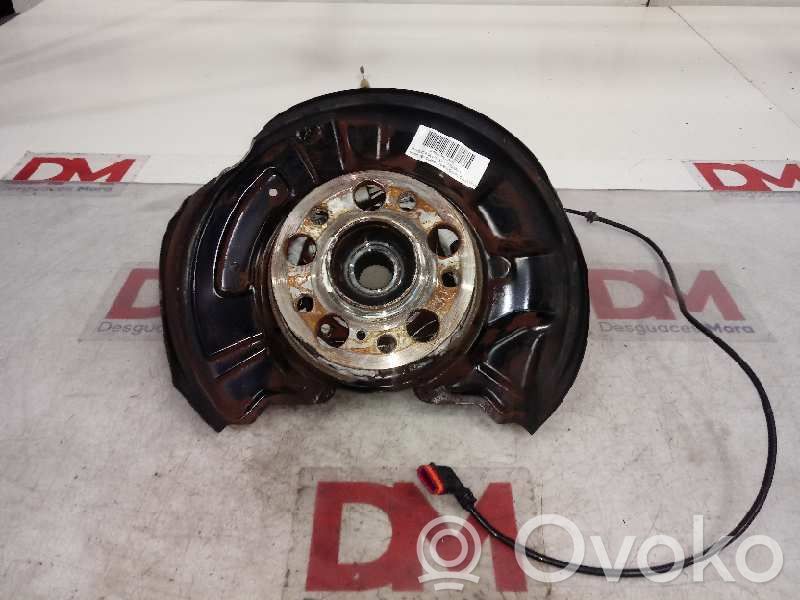 Mercedes-Benz CLK AMG A208 C208 Achsschenkel vorne 