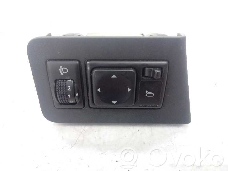 Nissan NV200 Wing mirror switch 