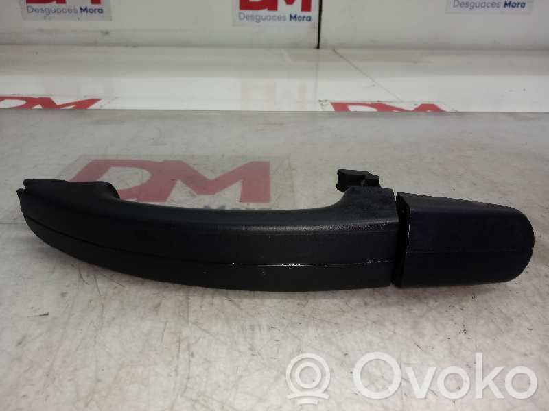 Manecilla externa puerta delantera   AM51U22404