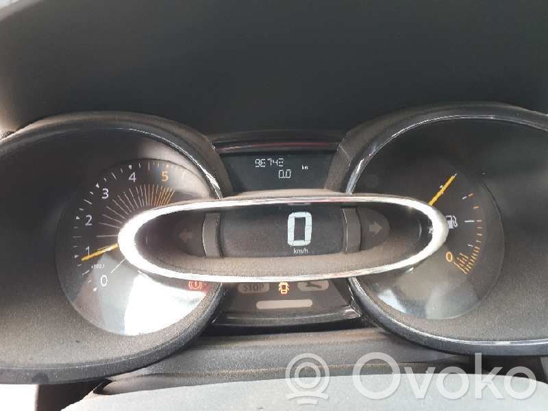 Renault Clio IV Nopeusmittari (mittaristo) 